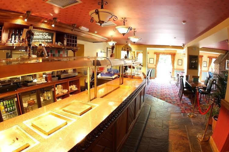 לואיס Newmarket Inn מראה חיצוני תמונה